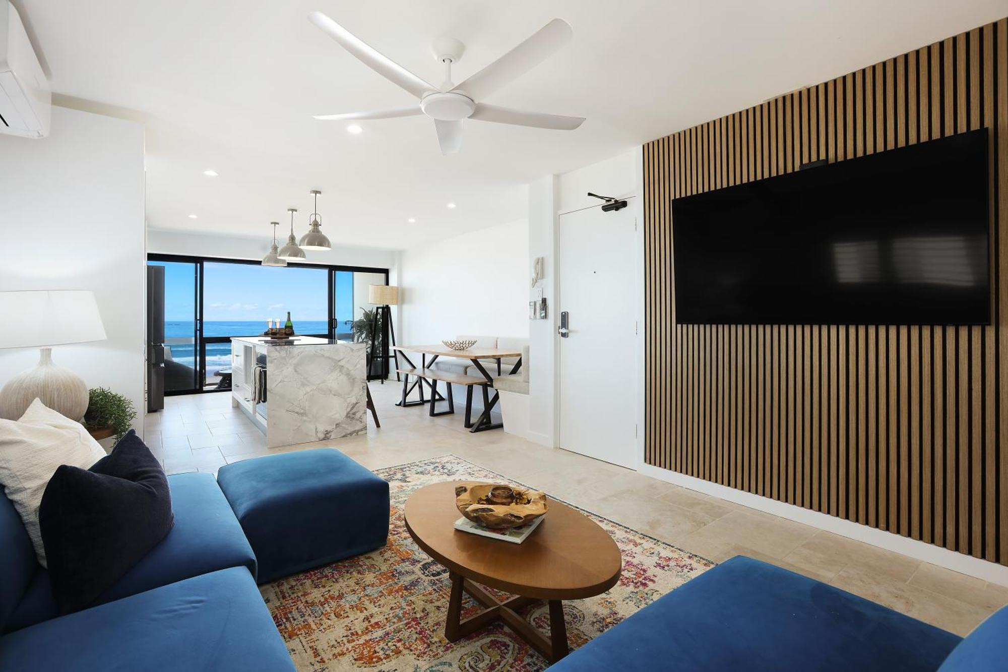Salty Joe'S Beachfront Retreat Gold Coast Exterior photo